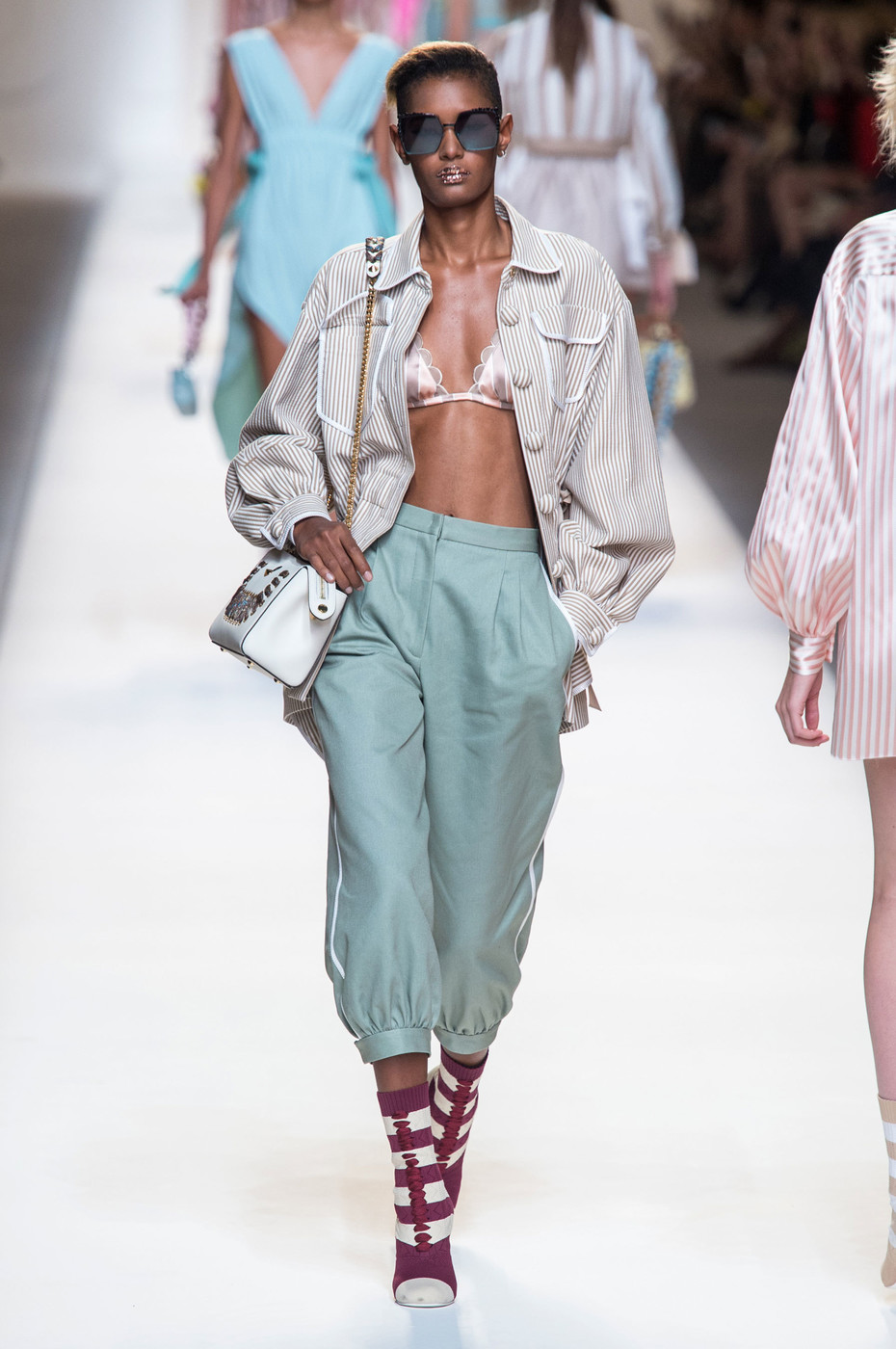 fendispring2017hmnpfqzhc6ux