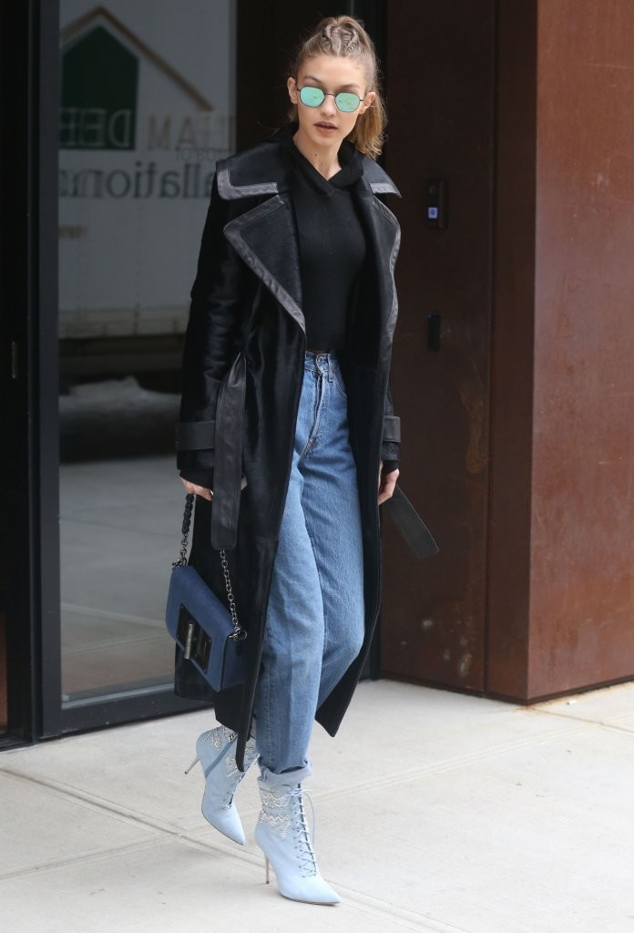 gigihadidgigihadidstepsoutnyc-rihanna