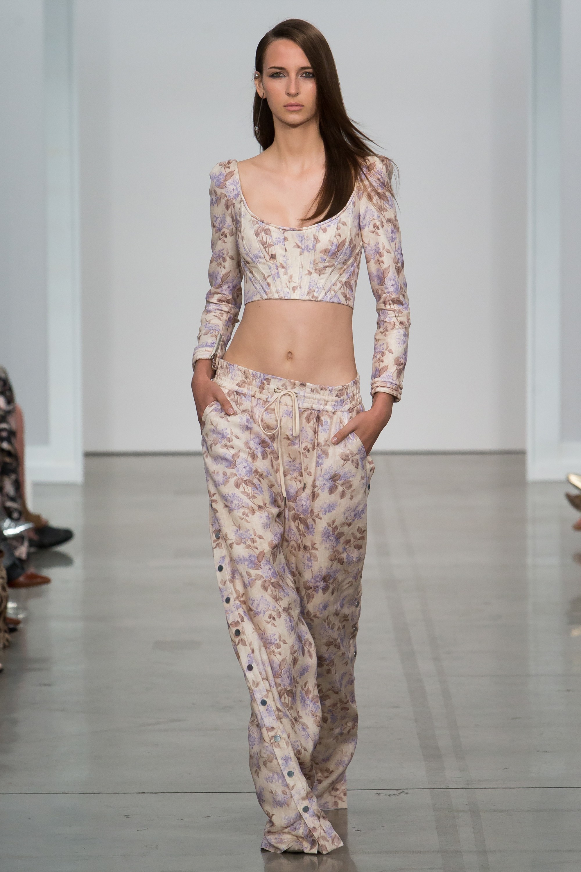 hailey-baldwin-floral-pants-spring-2017