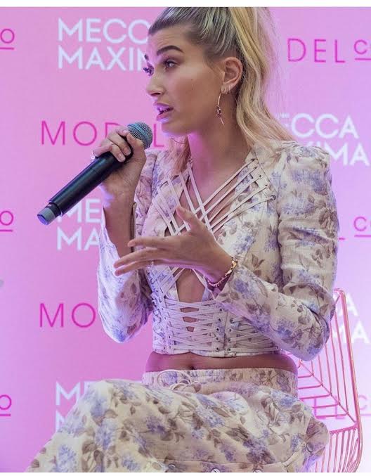 hailey-baldwin-floral-pants-zimmermann-spring-2017-1