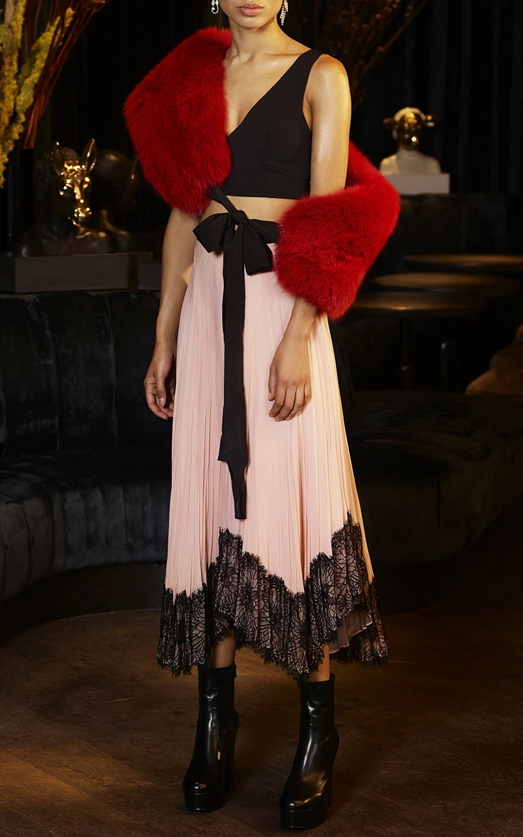 jennifer-lawrence-cinq-a-sept-midi-crop-top-lace-midi-skirt-3