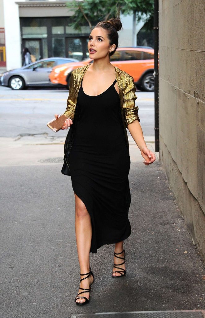 olivia-culpo-leaving-a-photoshoot-in-los-angeles-hoh1