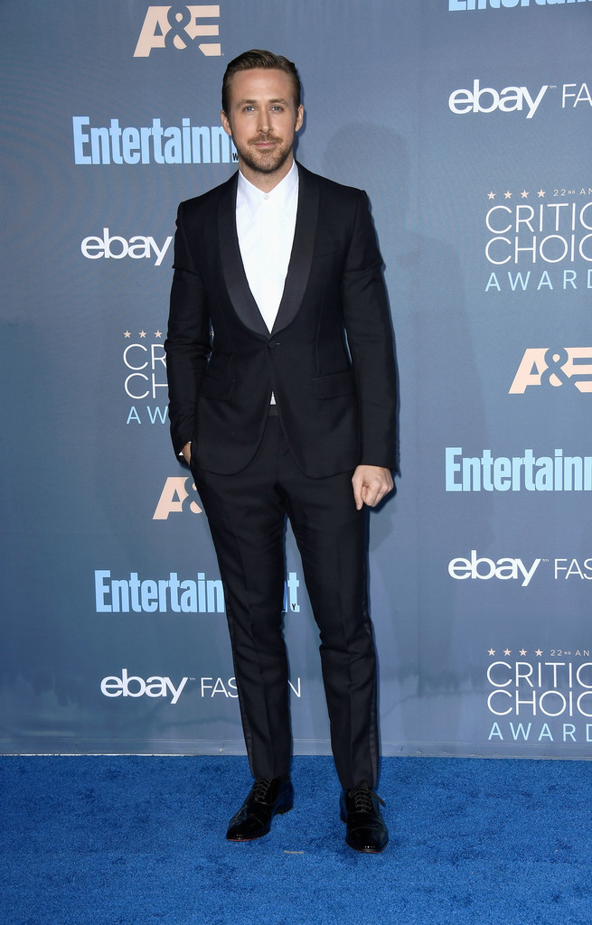 ryangosling22ndannualcriticschoiceawards-gucci