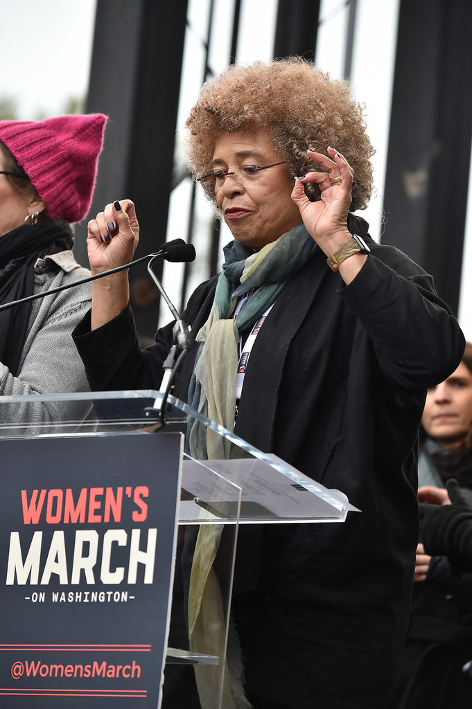 angeladaviswomenmarchwashingtonrallyjp5wu-xic2xx