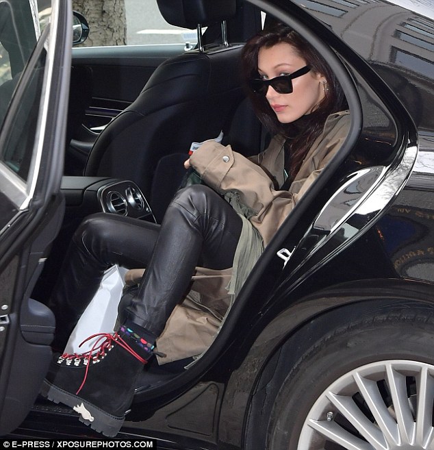 bella-hadid-off-white-mountain-hiking-boots-2
