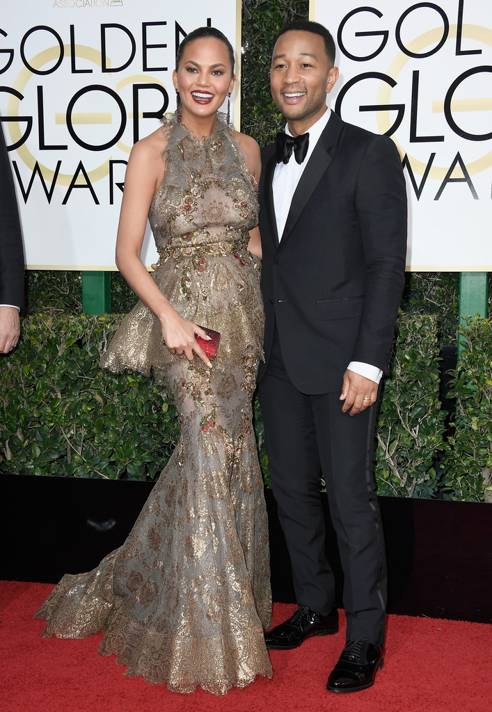 chrissyteigen74thannualgoldenglobeaward-john-marchesa