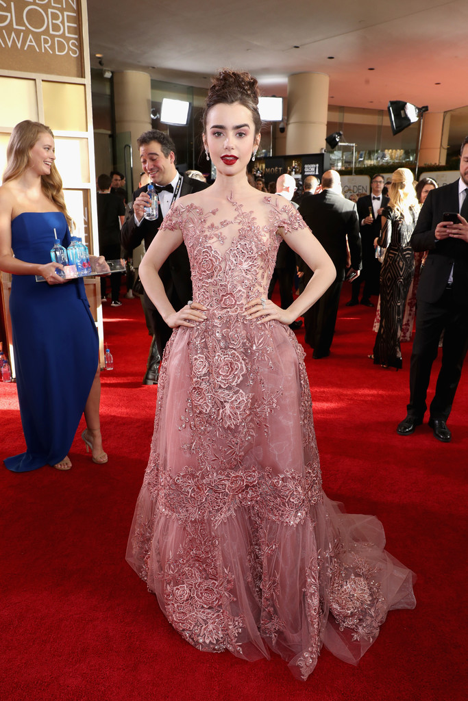 lilycollinsfijiwateryhe74thannualgolden-zuhair