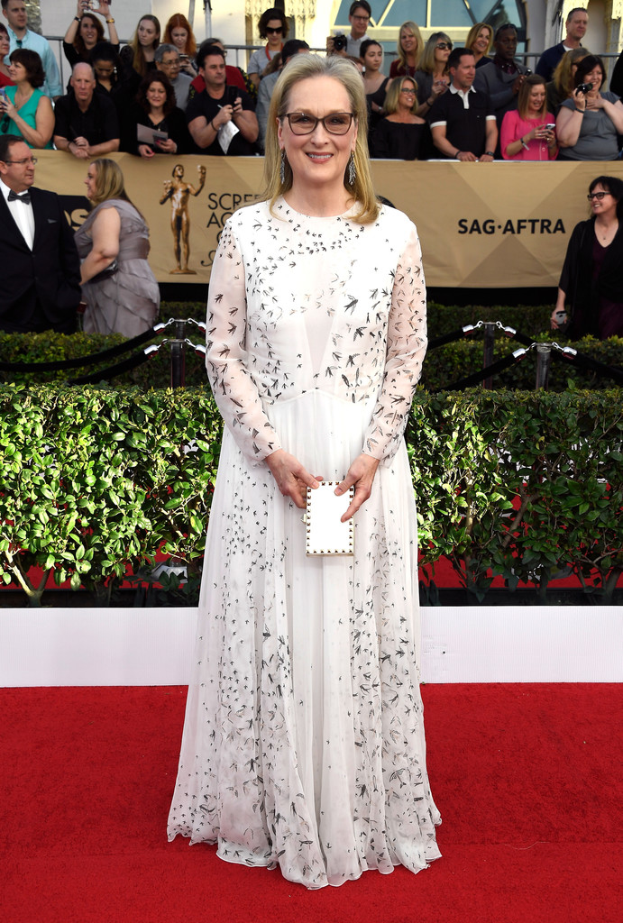 merylstreep23rdannualscreenactorsguild-valentino