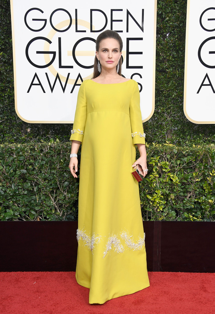 natalieportman74thannualgoldenglobeawards-prada