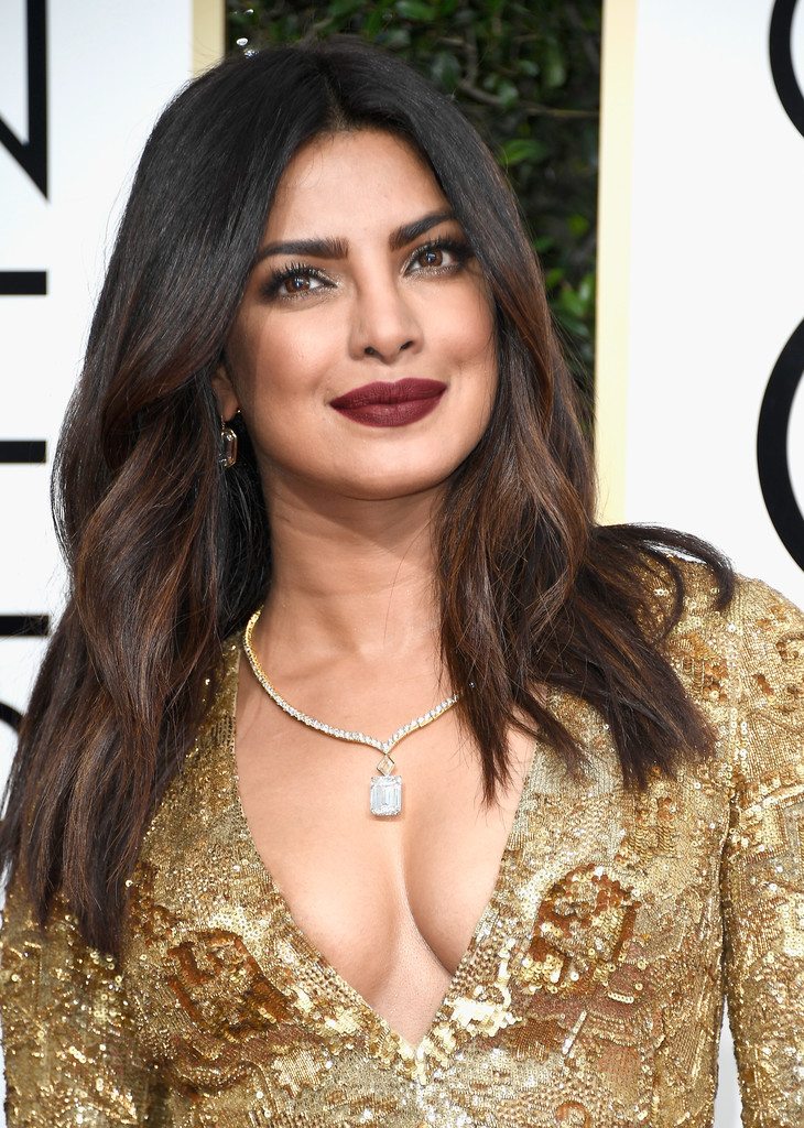 priyankachopra74thannualgoldenglobeawards-lorraine