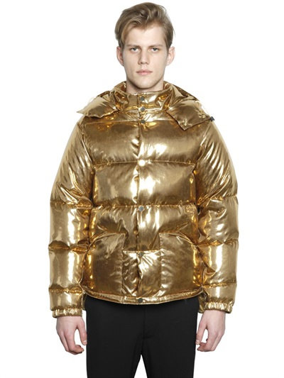 splurge-kendall-jenner-nyc-ports-1961-metallic-nylon-quilted-jacket-6