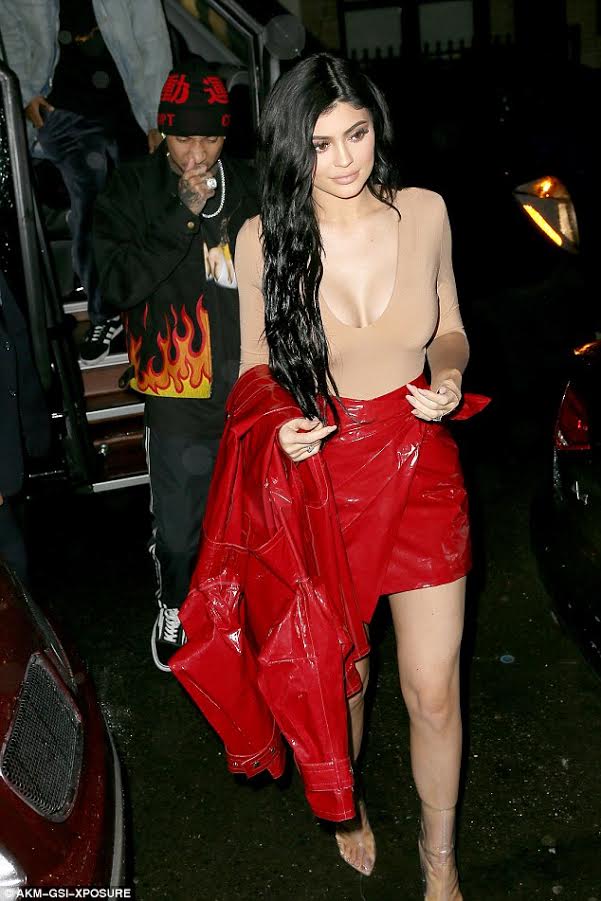 splurge-kylie-jenners-isabel-marant-anders-knot-mini-skirt-3