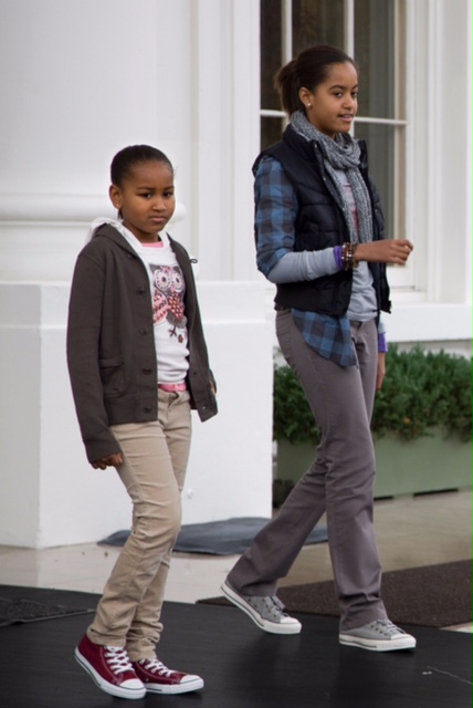 tbt-malia-and-sasha-obama-25