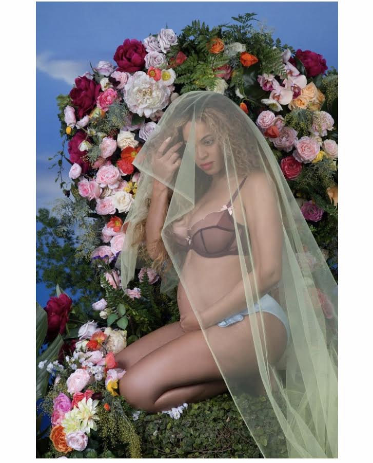 beyonce-maternity-photos-10