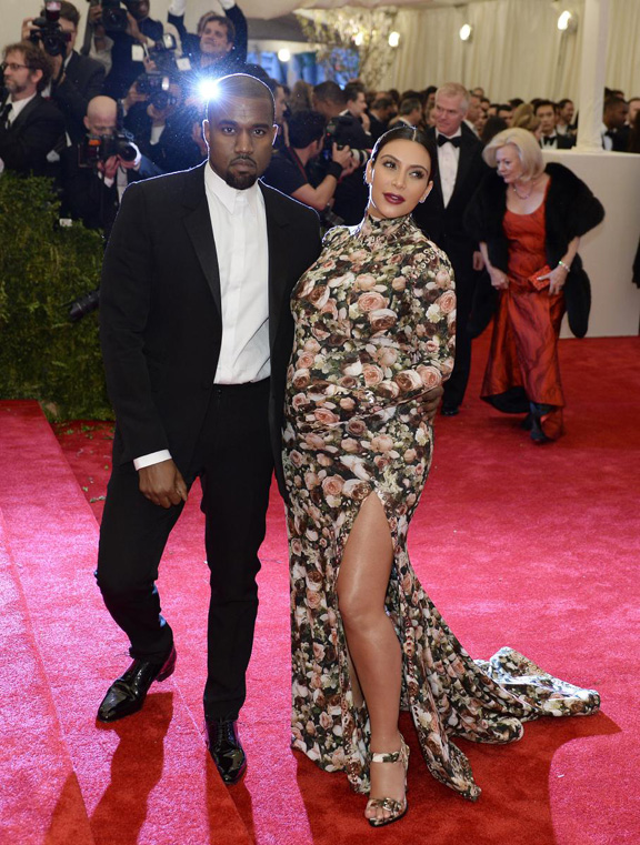 kanye_kim-kardashian-givenchy