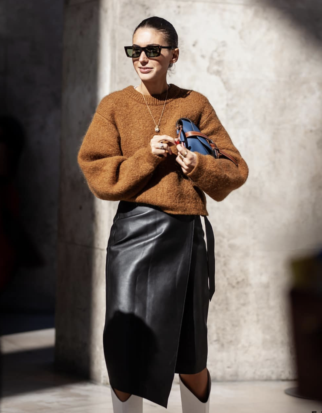 5-Looks-in-5-Minutes-Leather-14
