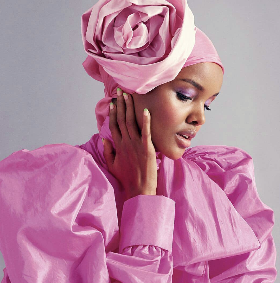 Carine-Roitfeld-and-Estee-Lauder-Release-CR-Women-2019-Calendar-4