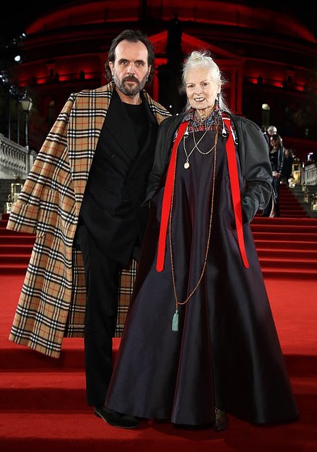 On-the-Scene-British-Fashion-Awards-Featuring-Winnie-Harlow-in-Atelier-Versace-Kaia-Gerber-in-Alexander-McQueen-Plus-a-Surprise-Appearance-from-Meghan-Markle-in-Givenchy-and-More-10