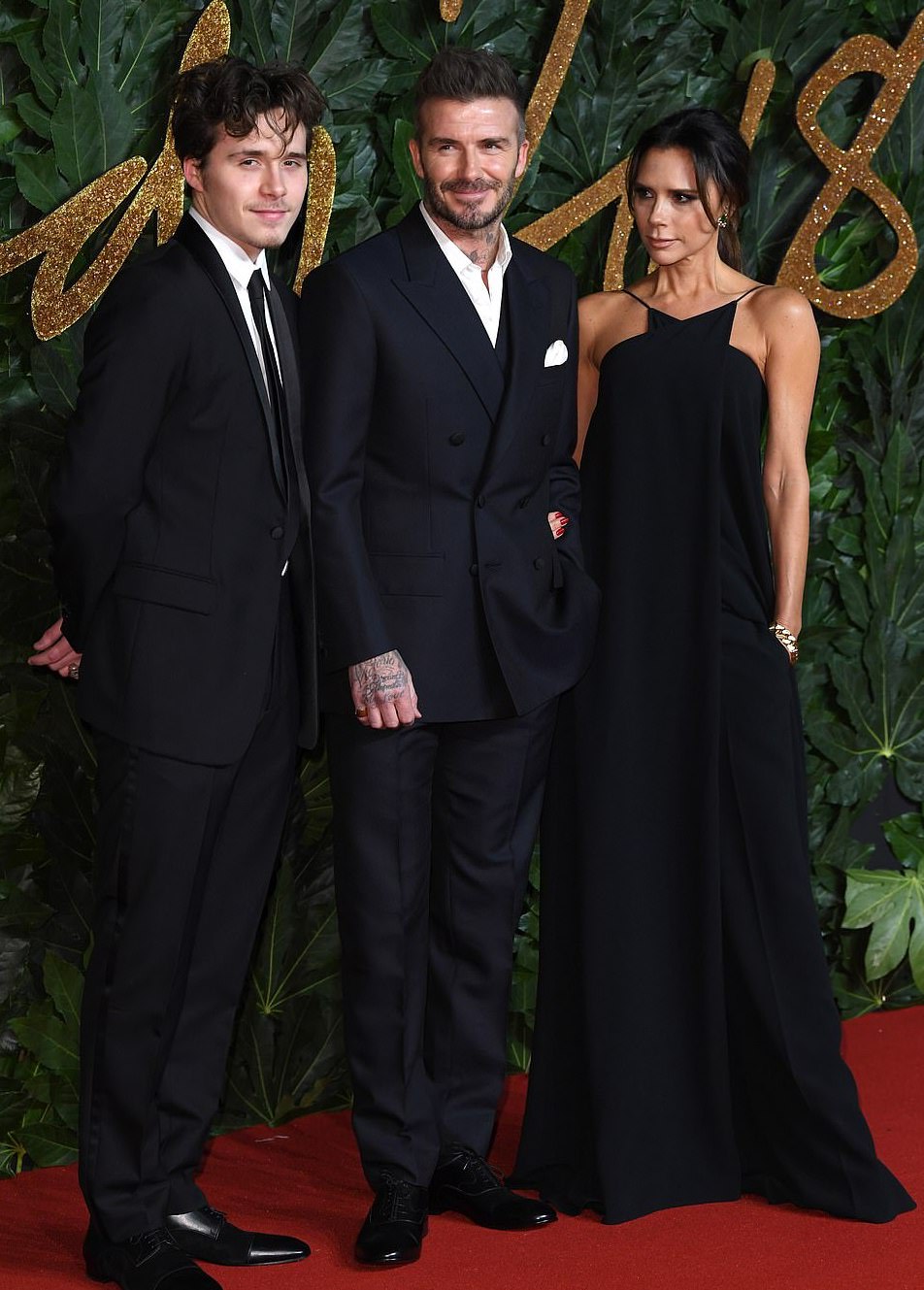 On-the-Scene-British-Fashion-Awards-Featuring-Winnie-Harlow-in-Atelier-Versace-Kaia-Gerber-in-Alexander-McQueen-Plus-a-Surprise-Appearance-from-Meghan-Markle-in-Givenchy-and-More-5