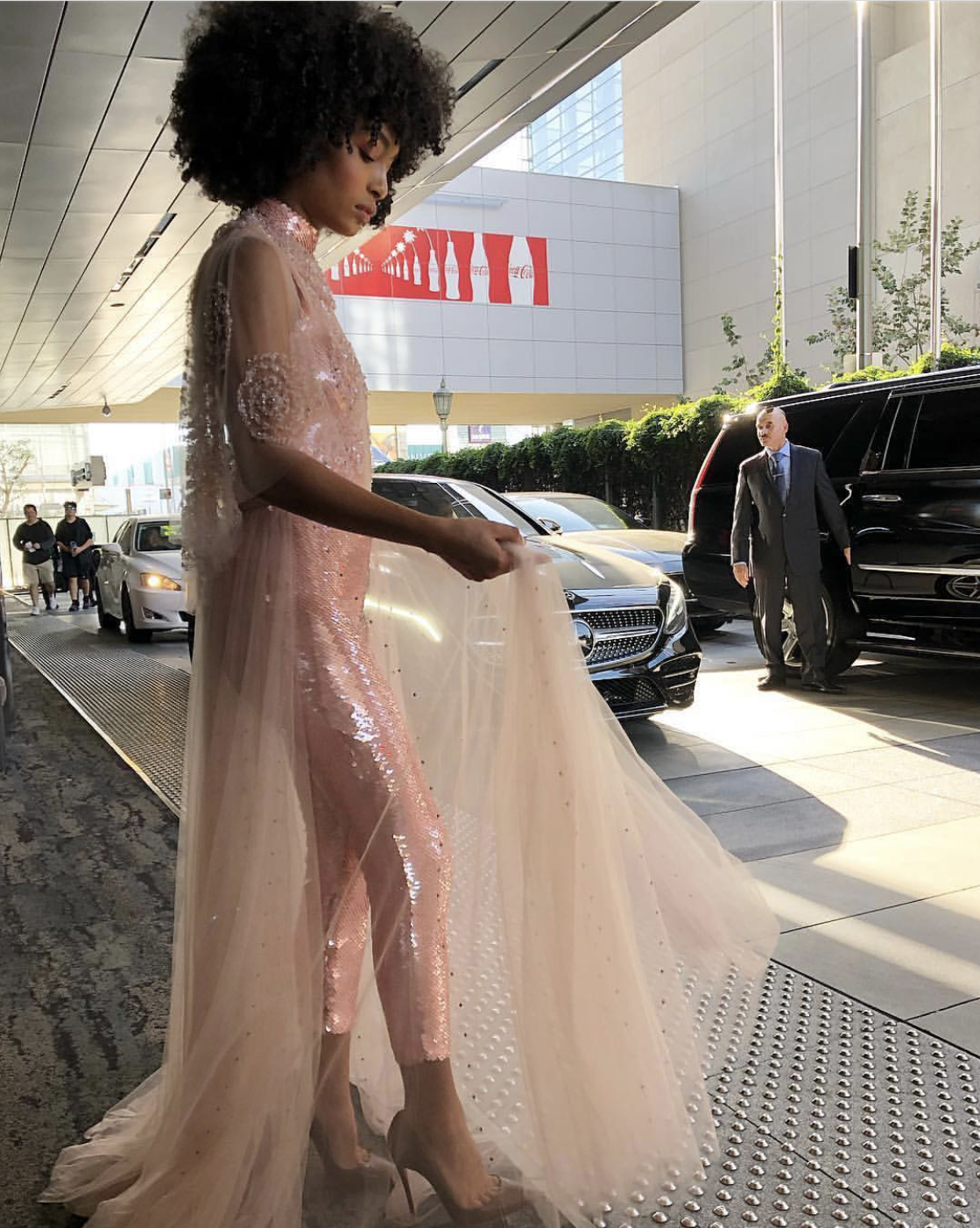 Yara_Shahidi_in_Fendi_Jumpsuit_SAG_Awards