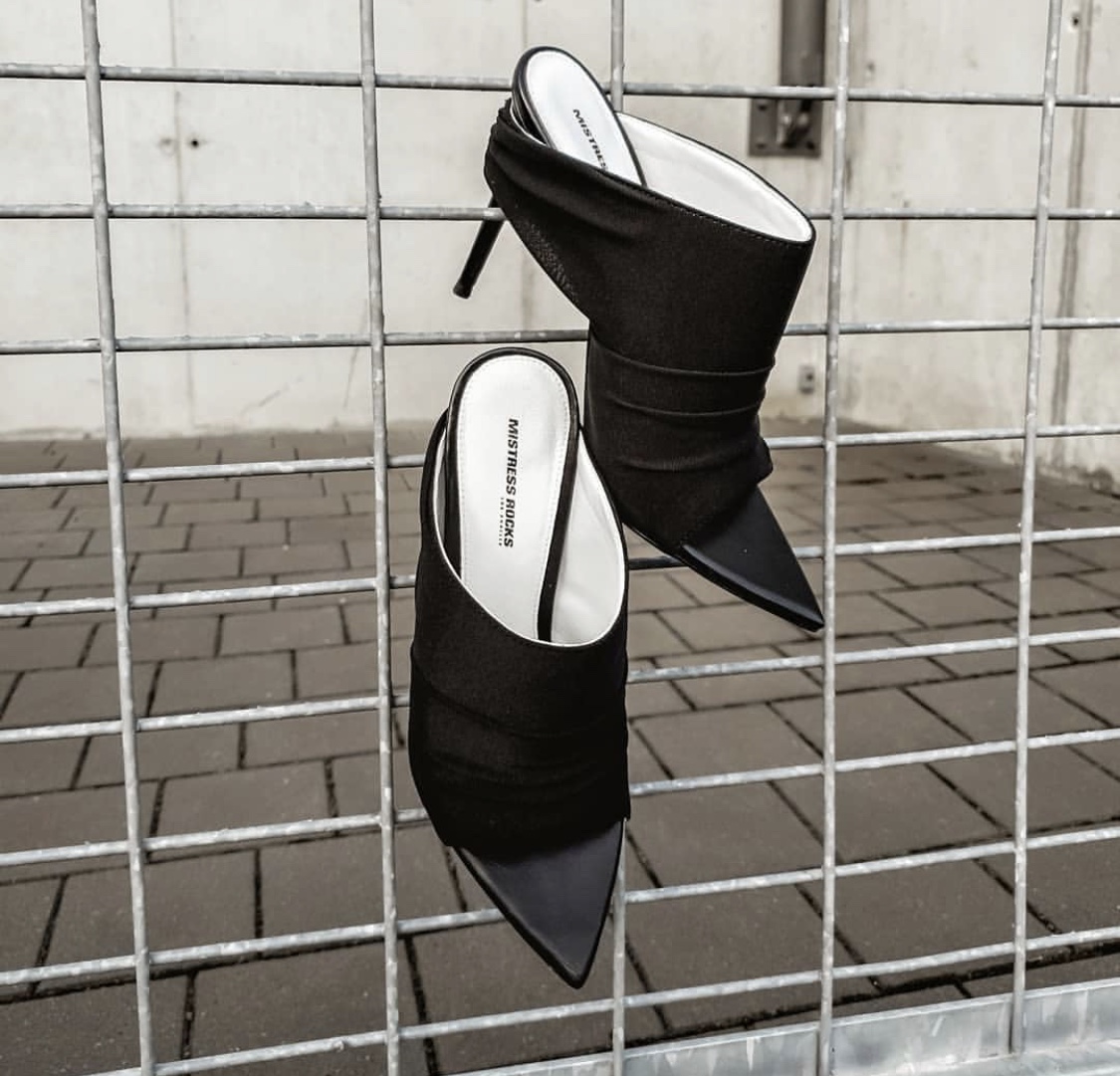 Bomb_Product_of_the_day_Mistess_Rocks_Abyss_Mules_2
