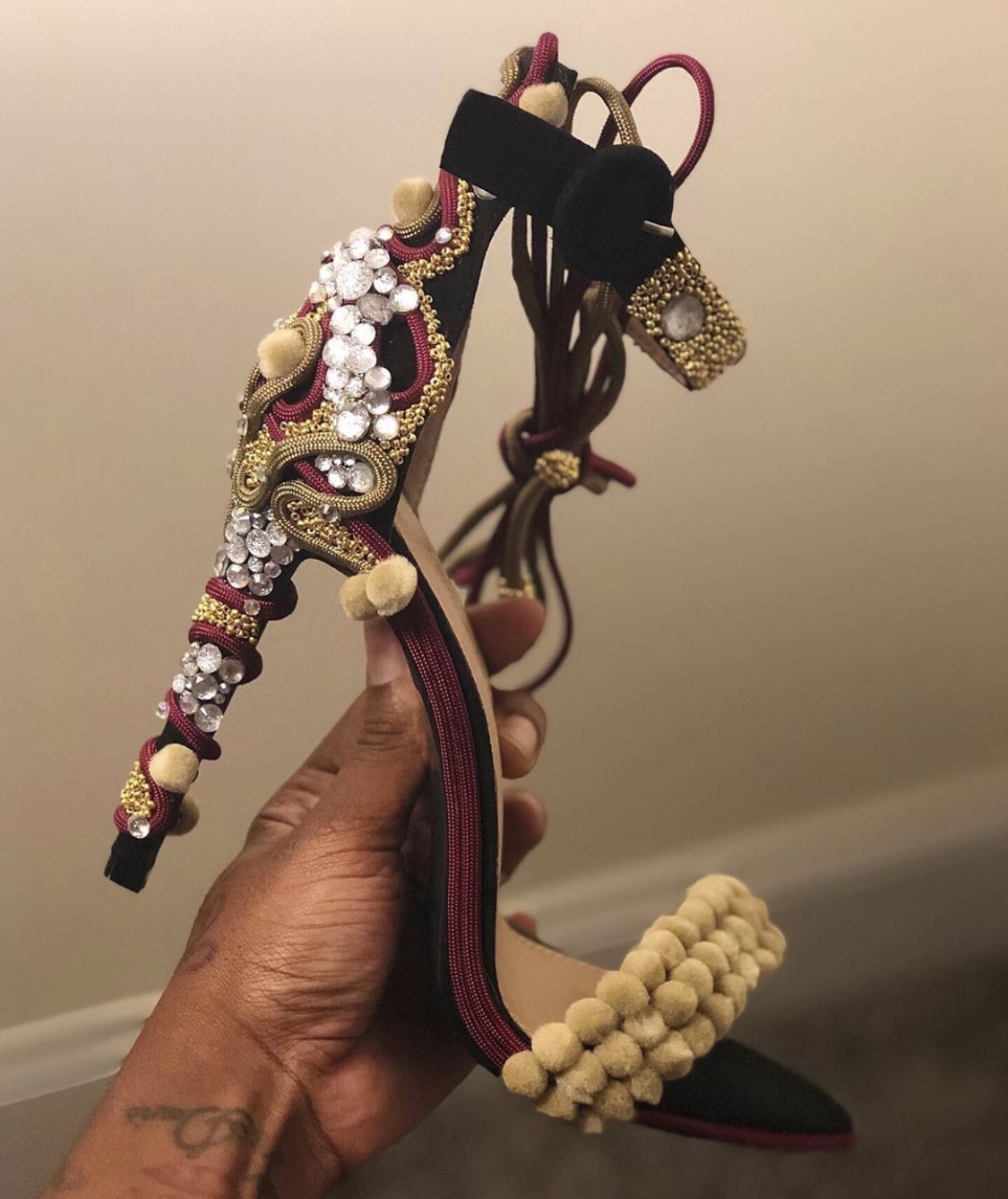 Bomb_Product_of_the_day_Shay_Berlain_Custom_heels_4