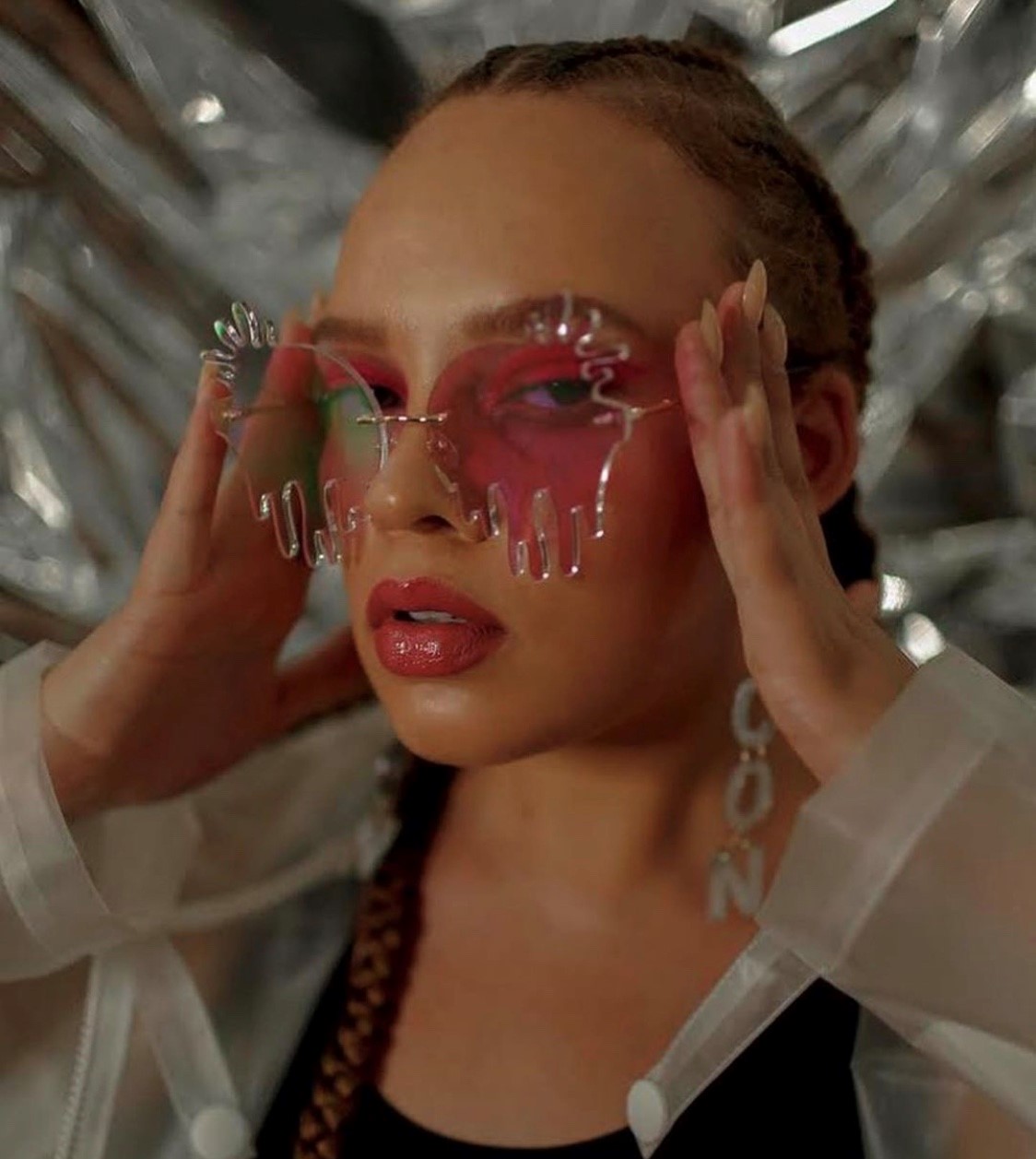 Bomb_Product_of_the_Day_Squiggle_Glasses_by_ISLYNYC_5