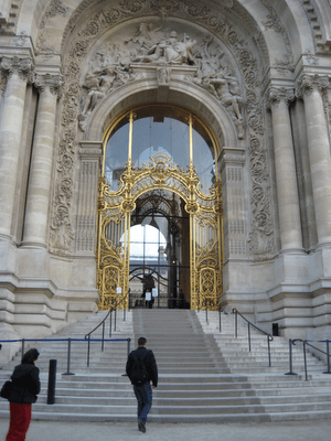 Fashion Fun: Patrick Demarchelier at Petit Palais