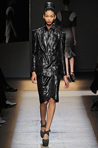 Show Review: Yves Saint Laurent Fall 2009