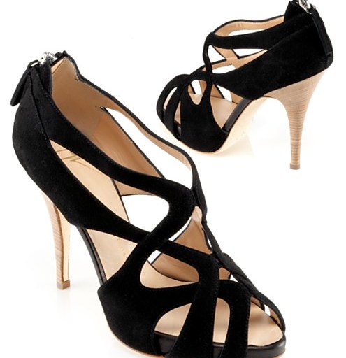 Splurge of the Day: Giuseppe Zanotti Crisscross Zip-Back Pump
