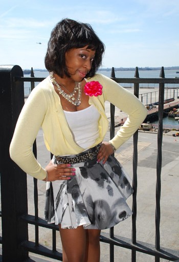 Fashion Bombshell of the Day : Cypher