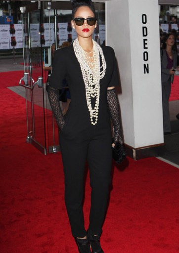 Wardrobe Remix : 4 Ways to Rock Ankle Boots