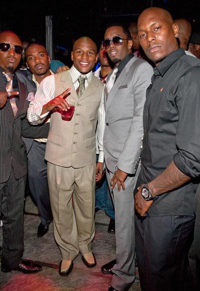 Hot! or Hmm…  : Rihanna, Halle, and The Emmys!