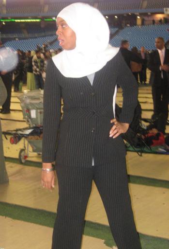 Fashion Bombshell of the Day : Fatimah from Toronto