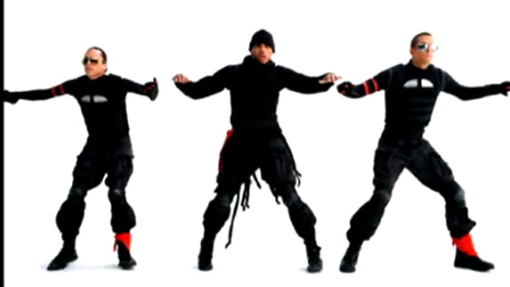 New Video : I Can Transform Ya by Chris Brown