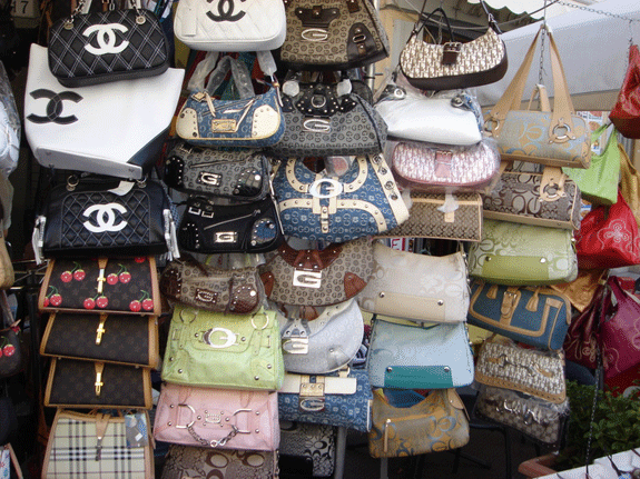 New MIT Study: People Rely on Social Cues to Judge the Authenticity of a Bag