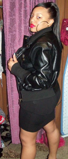 Fashion Bombshell of the Day : Yani from Brooklyn