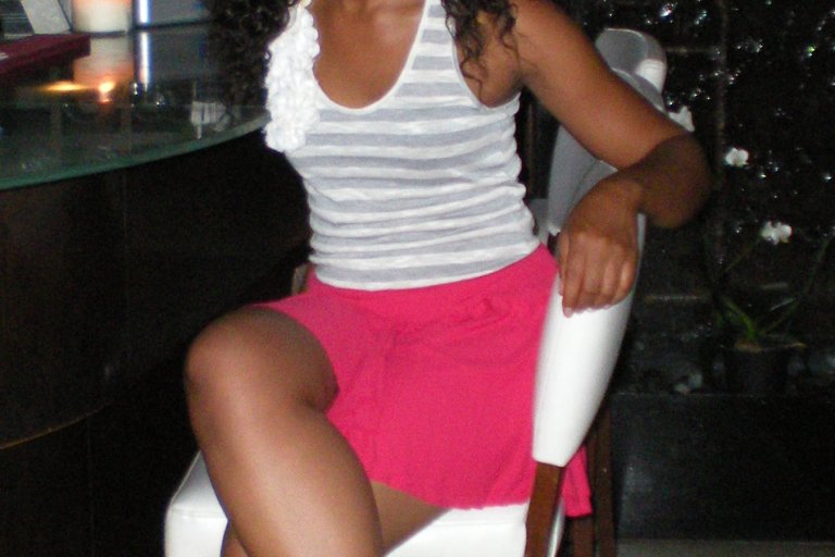 Fashion Bombshell of the Day : Miss G Chic from Philly