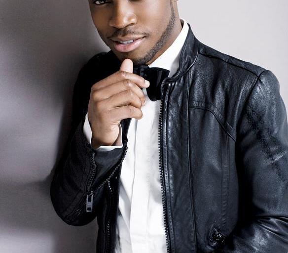 How to Break Into Fashion: Celebrity Makeup Artist Merrell Hollis