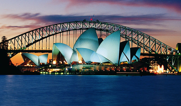 Claire’s Life: I’m Spending the Holidays in Sydney, Australia!
