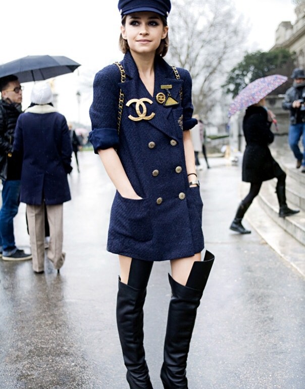 The Fashion Bomb News Breakdown: Miroslava Duma and Dasha Zhukova Apologize for Black Bondage Chair-Gate, Spanx Could Pose Health Risks, and Jay Z and Beyoncé to Perform at 2014 Grammys