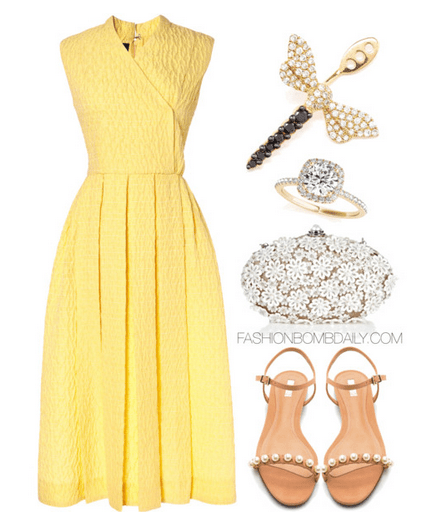 A Guide to Buying An Engagement Ring in 21st Century