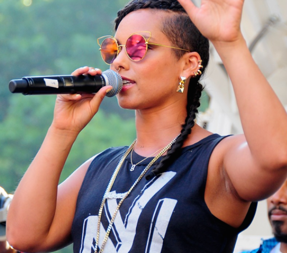 Splurge: Alicia Keys’s 2015 Harlem Week Summer in the City Event Dita Believer Wire Cat Ear Round Mirror Sunglasses