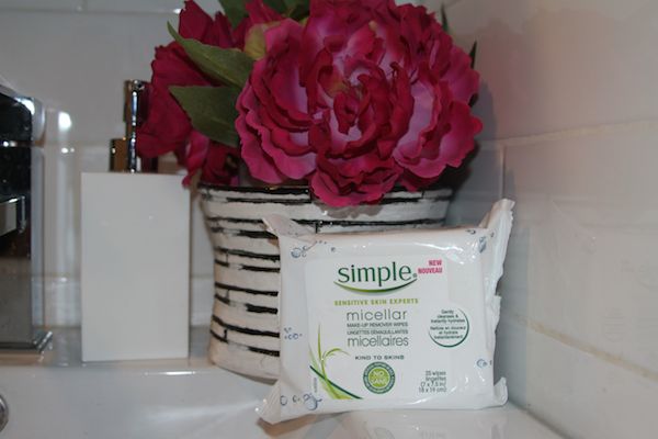 Bomb Product of the Day: Simple Micellar Makeup Remover Wipes