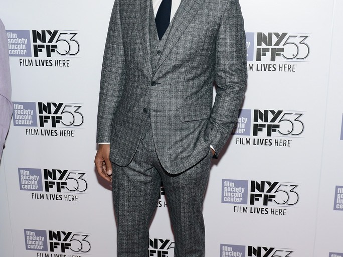 Men’s Fashion Flash: Chiwetel Ejiofor’s <em>The Martian</em> New York City Premiere Thom Sweeney Grey Slim Fit Prince of Wales Check Wool Three Piece Suit