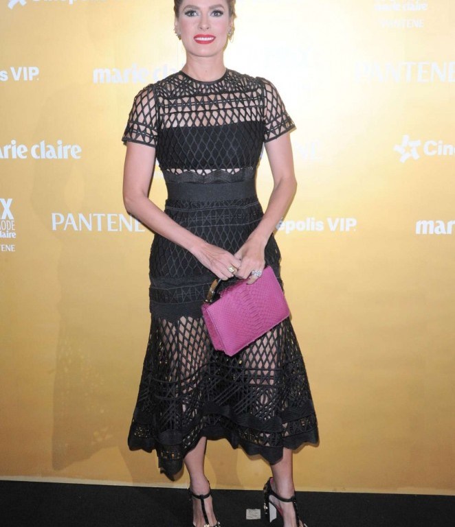 Splurge: Galilea Montijo’s Marie Claire Prix de la Mode Awards Mexico City 2015 Self Portrait Cutwork Lace Layered Dress