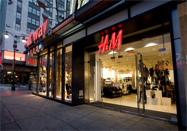 H&M Has Introduced New Clothing Rental Service for $37 per Week