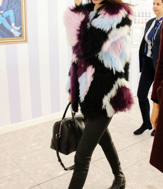 Splurge: Kendall Jenner’s Heathrow Airport Elizabeth and James Bee Fur Jacket and Sandro Amele Boots