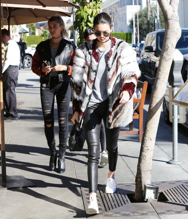 Splurge: Kendall Jenner’s Il Pastaio Elizabeth and James Tarra Fur Coat and Givenchy Lucrezia Micro Bag