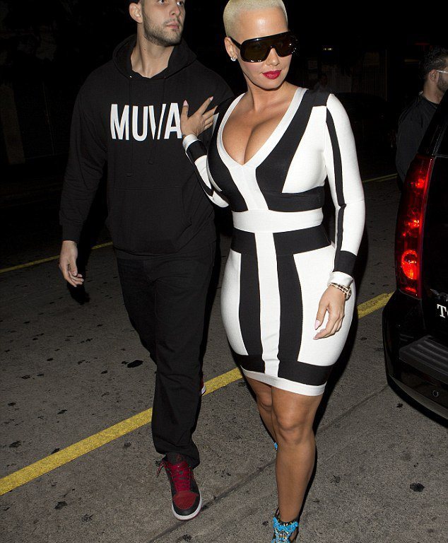 Splurge: Amber Rose’s Lure Nightclub House of CB MIchiyo Black and White Dress and Giuseppe Zanotti Black Suede Turquoise Embellished Sandals